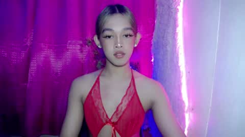 Snapshot of lunarmaxxx chatting on July 23, 2026, 4:27 pm max online show from July 23, 2026, 4:27 pm