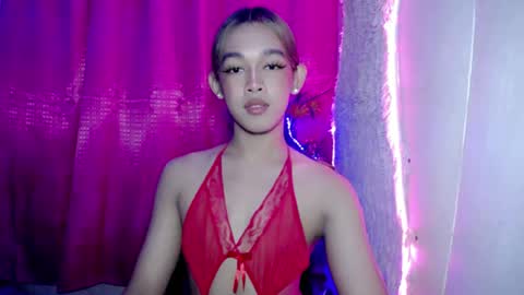 Snapshot of lunarmaxxx chatting on July 27, 2026, 5:53 pm max online show from July 27, 2026, 5:53 pm