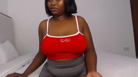 Snapshot of lunasilk chatting on April 17, 2026, 8:28 am Luna online show from April 17, 2026, 8:28 am