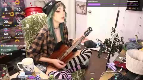 ..LunaSparkles. online show from February 14, 2025, 8:31 am