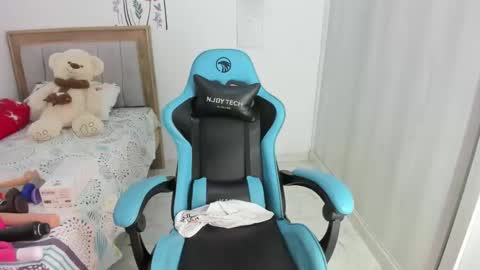 luna online show from March 1, 2025, 7:26 pm