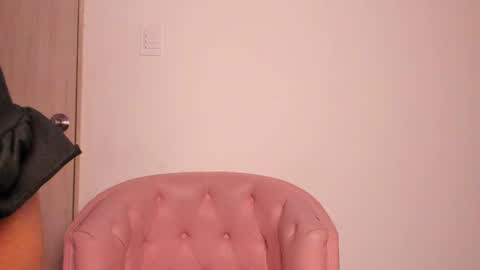 Snapshot of lunavegaa_ chatting on May 25, 2026, 9:21 pm Luna online show from May 25, 2026, 9:21 pm