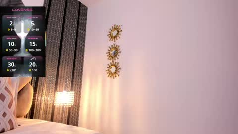 Luna   online show from April 18, 2026, 4:00 pm