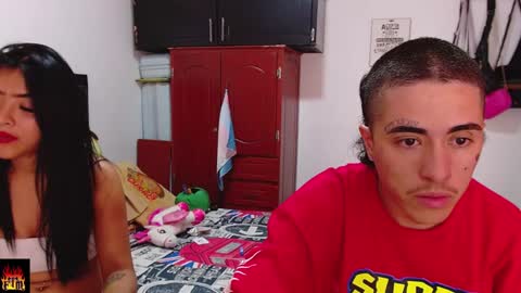 Lunay and mariana PVT OPEN  online show from December 15, 2024, 1:46 am