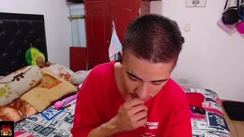 Lunay and mariana PVT OPEN  online show from December 16, 2024, 12:26 am