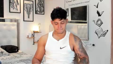 Lunay online show from September 12, 2025, 11:59 pm