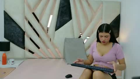 Luna y Sebastian online show from July 13, 2026, 2:20 pm