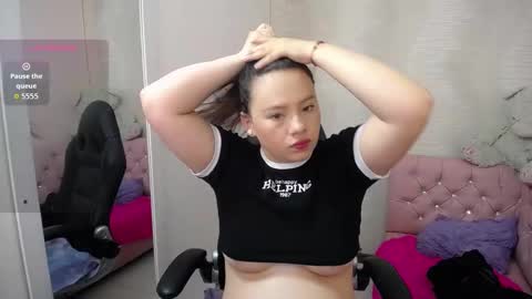 Katty   what ever do you want on my pv is for extra tokens minimi 250 tks ty u for understand online show from September 11, 2025, 3:06 am