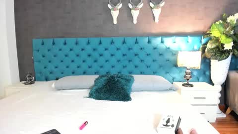 Snapshot of lunnamoretti chatting on June 2, 2026, 2:41 pm Luna online show from June 2, 2026, 2:41 pm