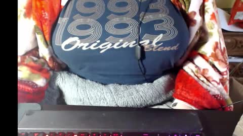 LunoviaXL online show from January 18, 2026, 5:17 pm