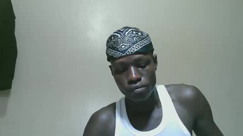 luoislove online show from October 27, 2025, 10:52 am