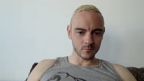 Lupine online show from September 12, 2025, 9:09 am