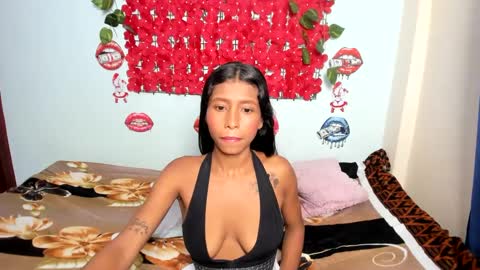 lupita_hot77 online show from September 14, 2025, 5:17 am