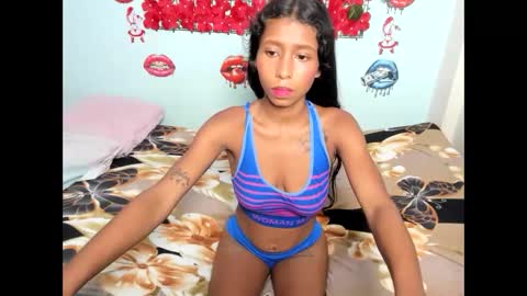 lupita_hot77 online show from September 15, 2025, 4:45 am