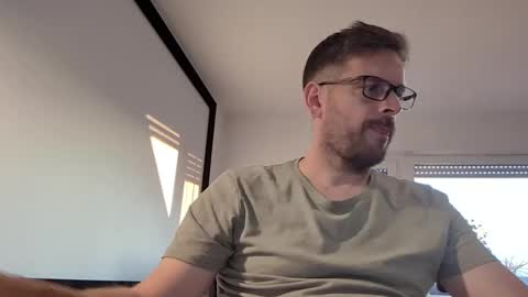 lupopumba78 online show from October 12, 2025, 4:17 pm