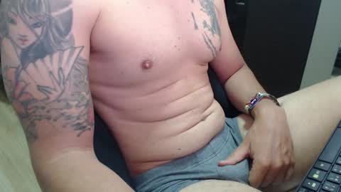 lushboy90 online show from January 18, 2025, 3:20 am