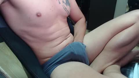 lushboy90 online show from February 10, 2025, 4:19 am