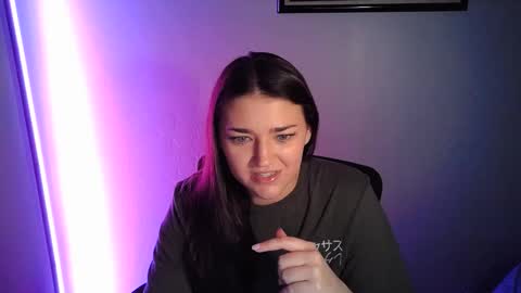 lushlolly online show from January 12, 2025, 6:28 am