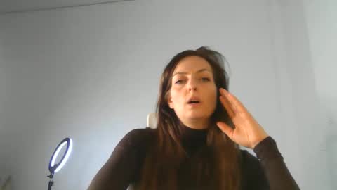 Lusisart online show from February 15, 2026, 9:33 pm