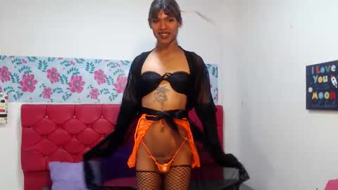 Snapshot of lussianadesire chatting on May 24, 2026, 3:28 pm lussiana online show from May 24, 2026, 3:28 pm
