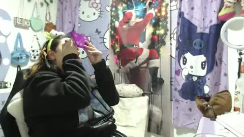 Snapshot of lussyevans_ chatting on January 9, 2026, 3:42 am lussyevans_ online show from January 9, 2026, 3:42 am