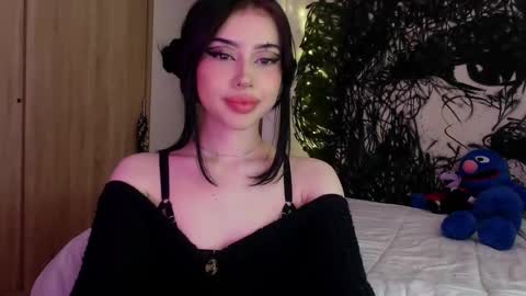Valerie  April   online show from March 9, 2025, 7:37 pm
