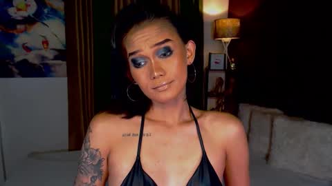 Snapshot of lustfulltrans chatting on January 14, 2025, 8:09 am AdriannaFowks online show from January 14, 2025, 8:09 am