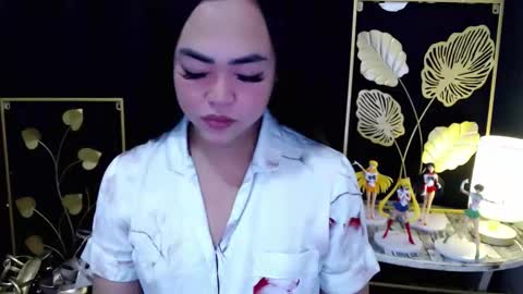 Trina online show from March 30, 2026, 11:44 am