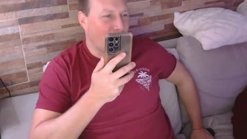 lustonfan online show from April 30, 2026, 2:07 am