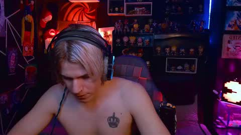 Snapshot of lustymatt chatting on October 15, 2025, 4:01 am lustymatt online show from October 15, 2025, 4:01 am