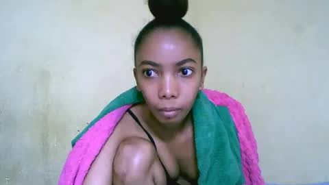 Snapshot of lutchia chatting on September 10, 2025, 2:50 pm lutchia online show from September 10, 2025, 2:50 pm