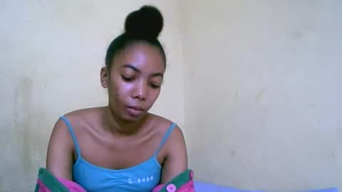 Snapshot of lutchia chatting on September 13, 2025, 5:46 pm lutchia online show from September 13, 2025, 5:46 pm