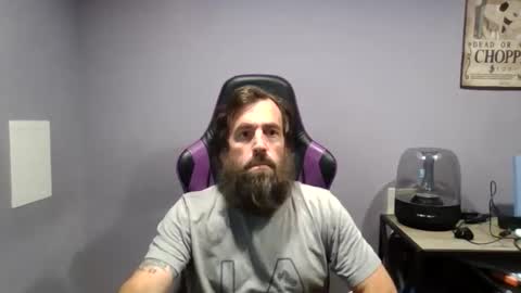 Luv2likslit online show from September 9, 2025, 2:22 am