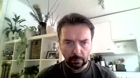 Luvly online show from January 2, 2025, 9:43 am