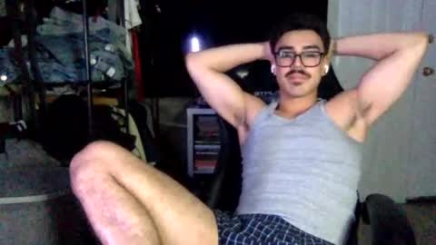 Snapshot of luvrboy77 chatting on June 22, 2026, 5:37 am luvrboy77 online show from June 22, 2026, 5:37 am