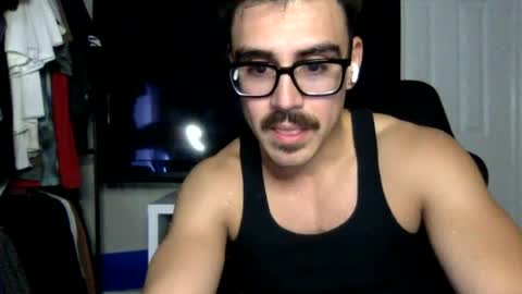 Snapshot of luvrboy77 chatting on July 3, 2026, 5:14 am luvrboy77 online show from July 3, 2026, 5:14 am