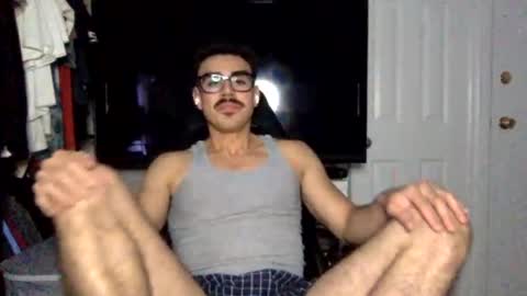 Snapshot of luvrboy77 chatting on July 4, 2026, 6:08 am luvrboy77 online show from July 4, 2026, 6:08 am
