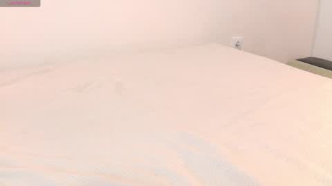 Snapshot of luvtosin663 chatting on April 22, 2026, 6:42 pm luvtosin663 online show from April 22, 2026, 6:42 pm