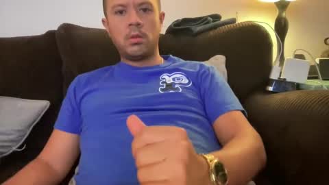 luvv777 online show from March 3, 2025, 9:44 am