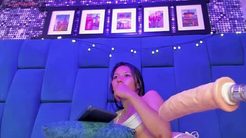 Snapshot of lux_bitchx chatting on September 28, 2025, 3:50 pm lux_bitchx online show from September 28, 2025, 3:50 pm