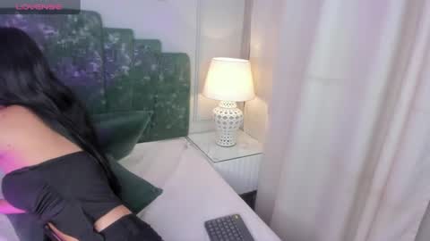 Snapshot of lux_bitchx chatting on June 11, 2026, 3:04 am lux_bitchx online show from June 11, 2026, 3:04 am