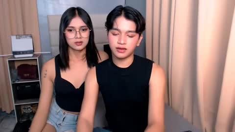 queen lux online show from March 12, 2025, 3:29 pm