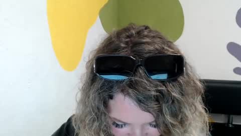 Snapshot of luxdonna chatting on June 15, 2026, 9:00 am Donna online show from June 15, 2026, 9:00 am