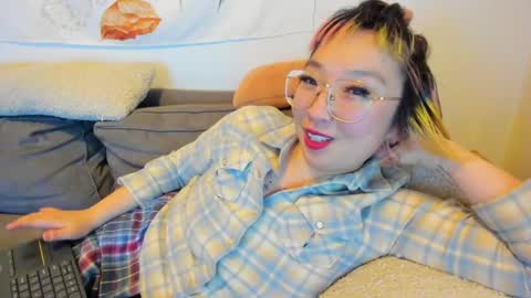 LuxGray online show from January 12, 2025, 2:35 am