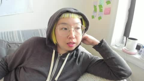 Snapshot of luxgray chatting on March 30, 2026, 8:32 pm LuxGray online show from March 30, 2026, 8:32 pm