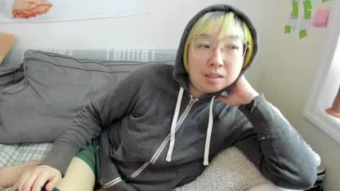 LuxGray online show from June 9, 2026, 2:39 pm