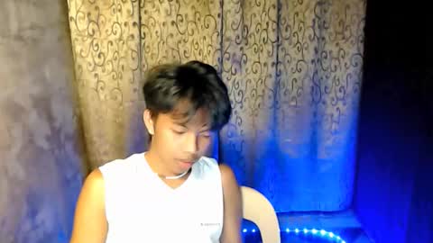 luxirfy online show from November 14, 2025, 5:11 pm