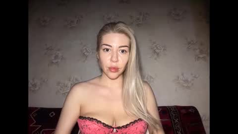 LuxSonyaStar online show from May 31, 2026, 8:21 pm