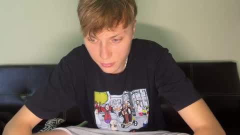 luxury_bob online show from April 22, 2026, 7:48 pm