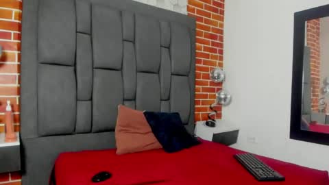 Snapshot of luxuryheavenn chatting on May 11, 2026, 7:55 pm luxuryheavenn online show from May 11, 2026, 7:55 pm